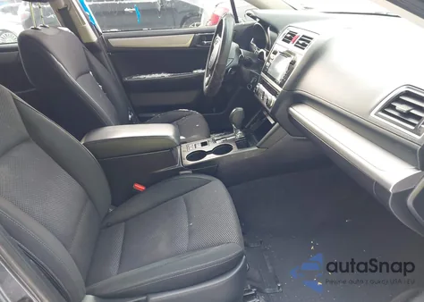 2015 Subaru Outback 2.5I Premium z USA, uszkodzony, nr VIN 4S4BSBHC2F3272761